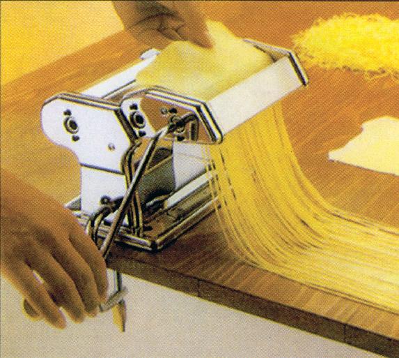 Manual Pasta Sheeter